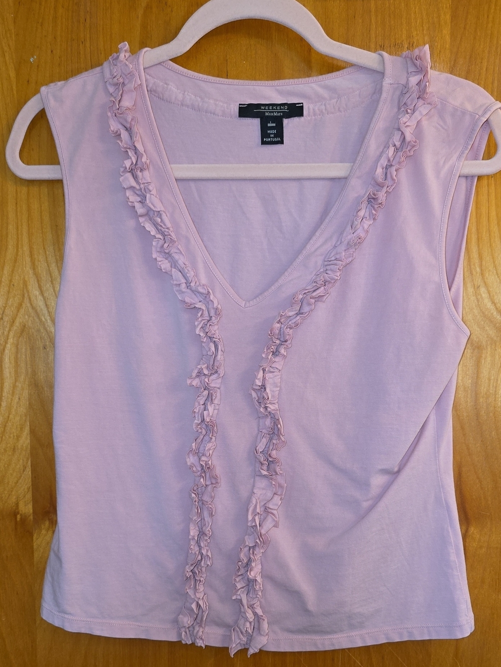 Weekend Max Mara Light Pink Ruffle V-Neck Sleeveless Tank